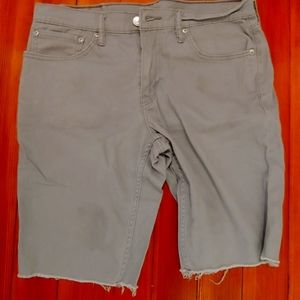 511 grey shorts w32 cut off at factory